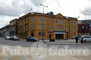 Picture of Cafe Coco (Royal Oxford Hotel)
