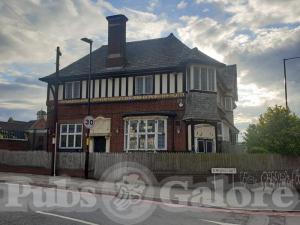 Picture of Redhill Tavern
