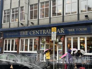 Picture of The Central Bar (JD Wetherspoon)