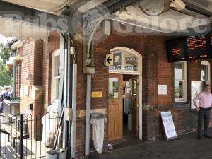 Picture of Manningtree Station Buffet