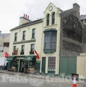 Picture of Trafalgar Hotel