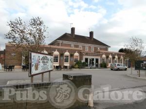 Picture of The Wheatsheaf (JD Wetherspoon)