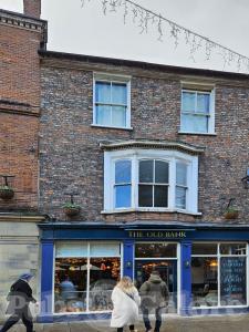 Picture of The Old Bank