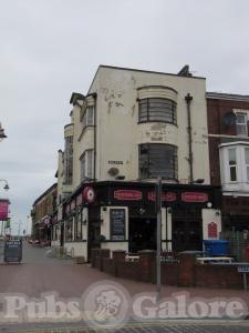 Picture of Leo's Bar