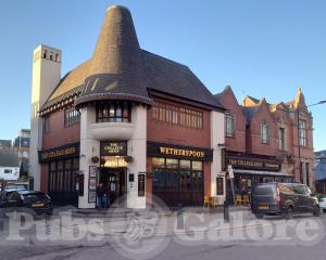 Picture of The College Arms (JD Wetherspoon)