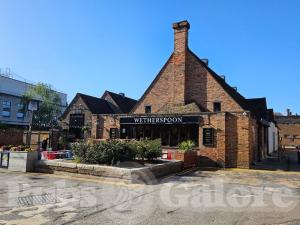 Picture of Waterend Barn (JD Wetherspoon)