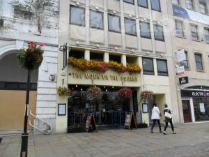 Picture of The Moon on the Square (JD Wetherspoon)
