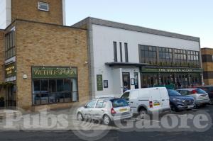 Picture of The Golden Acorn (JD Wetherspoon)