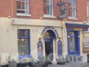 Picture of Commercial Hotel