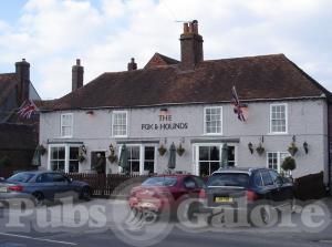 Picture of Fox and Hounds