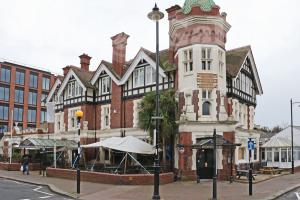 Picture of The Railway Hotel