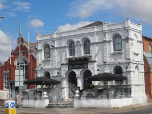 Picture of No. 1 Taj Bar