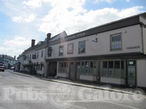 Picture of The Saracen's Head Hotel