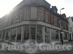 Picture of Henry's