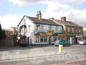 Picture of The Coach and Horses Inn