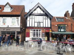 Picture of The Queens Head