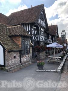 Picture of The Middle House