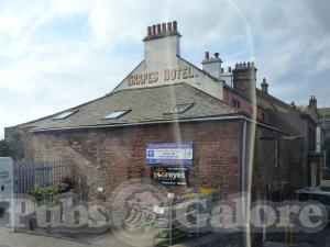 Picture of The Grapes Hotel