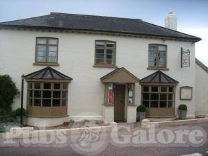 Picture of Cadeleigh Arms