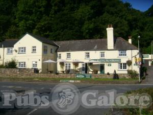 Picture of The Rising Sun Inn
