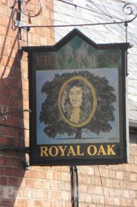 Picture of The Royal Oak Inn