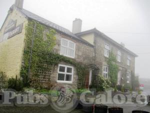 Picture of Golden Lion Inn