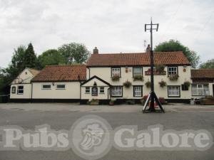 Picture of The Three Horseshoes