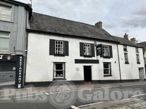Picture of The Coach & Horses