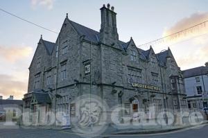 Picture of Bull Hotel