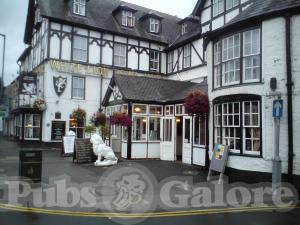 Picture of White Lion Royal Hotel