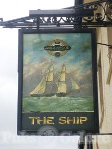 Picture of The Ship Hotel