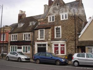 Picture of The Portcullis Hotel