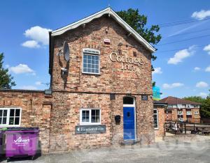 Picture of Cottage Inn
