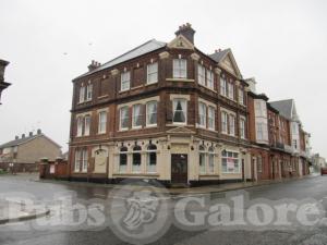 Picture of Bayfields Hotel & Bar