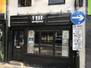 Picture of V Bar