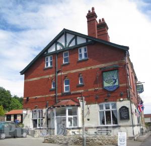 Picture of Peacock Hotel