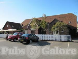 Picture of Harvester Stanway