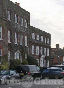 Picture of Old House Hotel