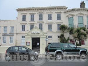 Picture of Red Leaf Restaurant & Bar