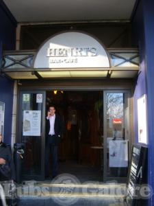 Picture of Henry's