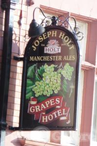 Picture of Grapes Hotel