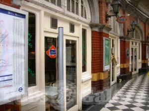 Picture of El Metro