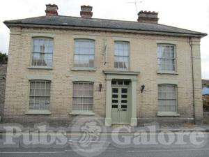 Picture of Napier Arms