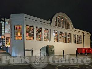 Picture of Caf&eacute; Rouge