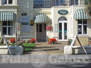 Picture of Esplanade Hotel