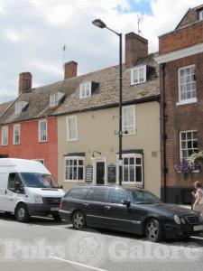 Picture of Bugs Bar (The Limes Hotel)