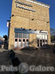 Picture of Highroad Social