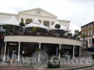 Picture of Host Bar