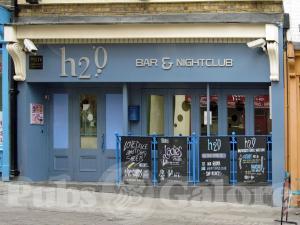 Picture of H2O Bar