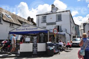 Picture of Slipway Hotel & Bar